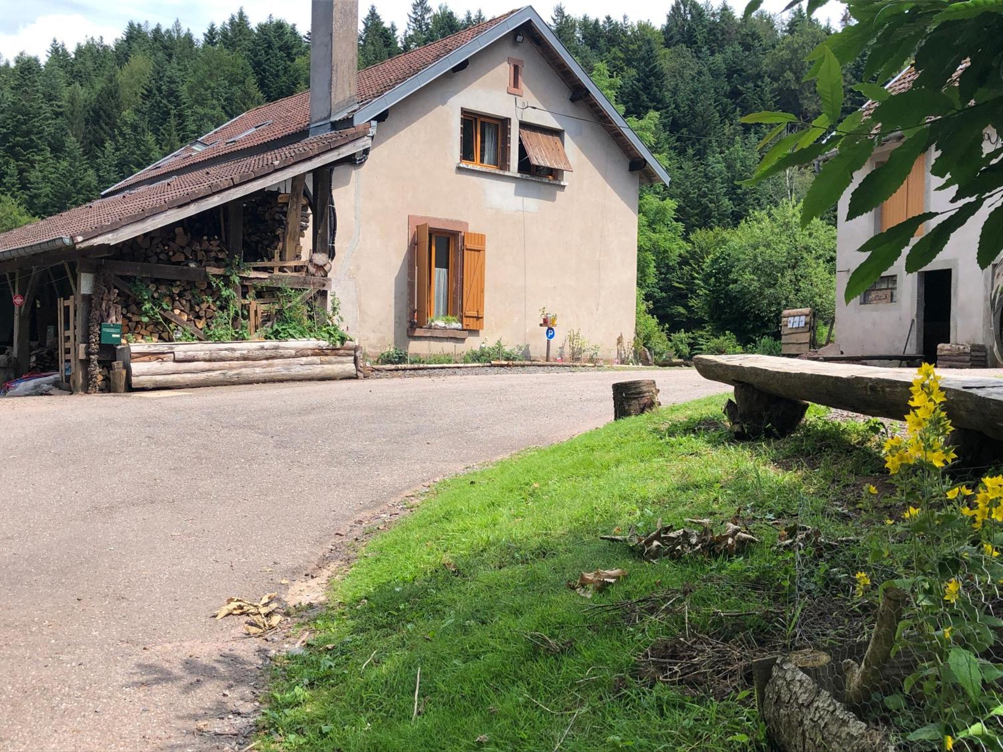 A L'Oree De Soi - Maison Forestiere De La Soie - Eco Gite, Chambres D'Hotes, Camping Au Pied Des Vosges Saint-Sauveur  Экстерьер фото